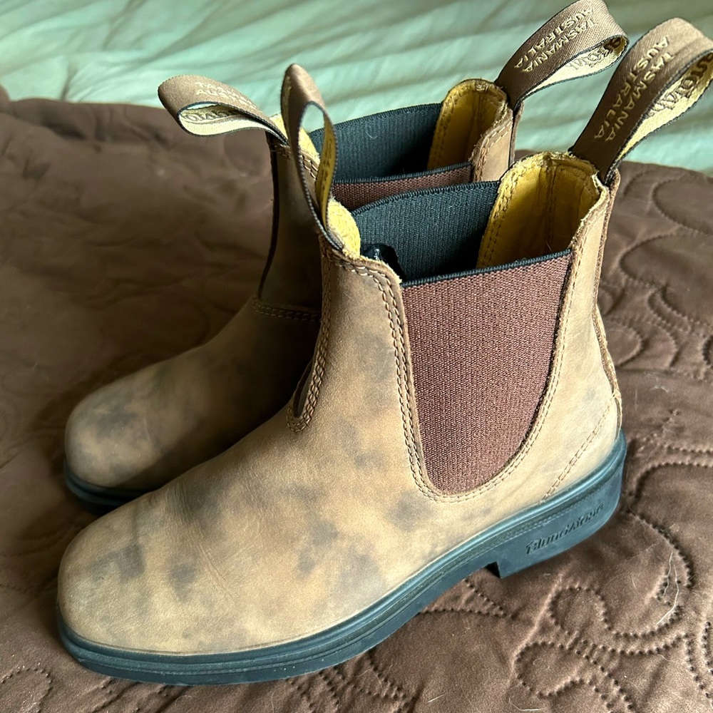 Blundstone size 3